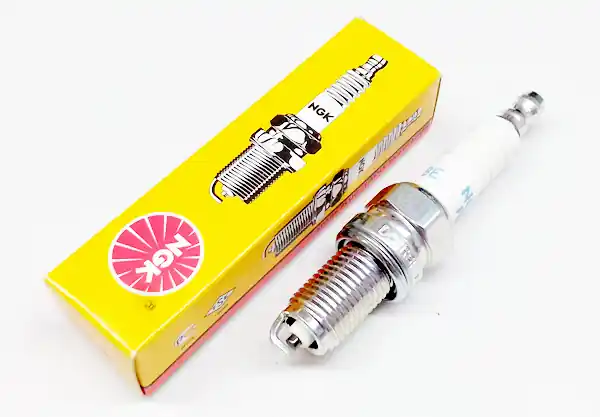 2 Stück NGK Zündkerze DCPR9E, Art.Nr. 2641 Neu Im Sortiment